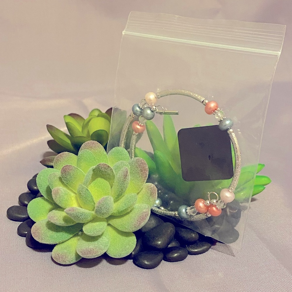 NEW Vantel Pearl Co. Tri-Color Wrist Candy Wrap Bracelet